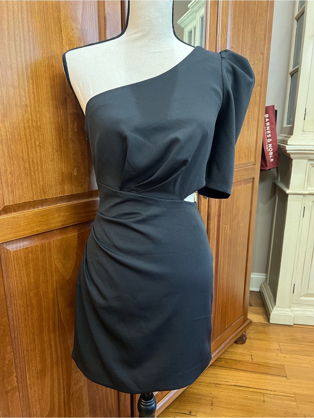 DO+BE Black One-Shoulder Mini Dress with Puff Sleeve